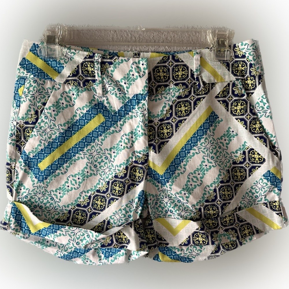 New York and Company pattern shorts size 2